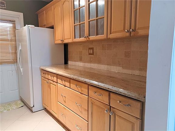 2nd image of 4111 NE 21st Way #105C