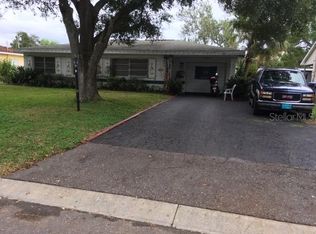 5624 52nd Ave N, Kenneth City, FL 33709