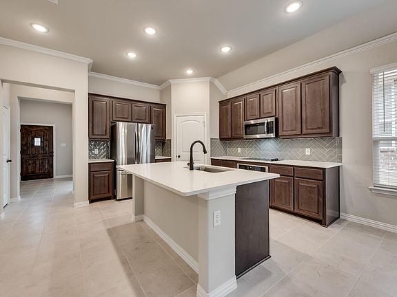 5th image of 7324 Howling Coyote Ln