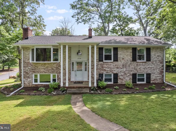 2720 Lury Ln, Annapolis, MD 21401