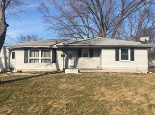 4334 E Du Frain Ave, Decatur, IL 62526