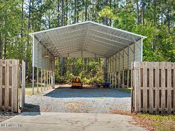 3rd image of 96235 SWEETBRIAR Lane