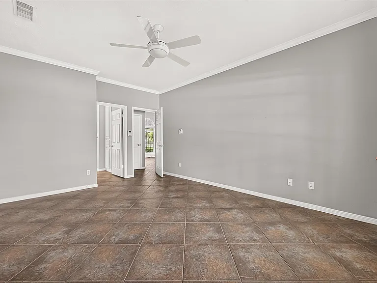2106 Avenida La Quinta St — Photo 21