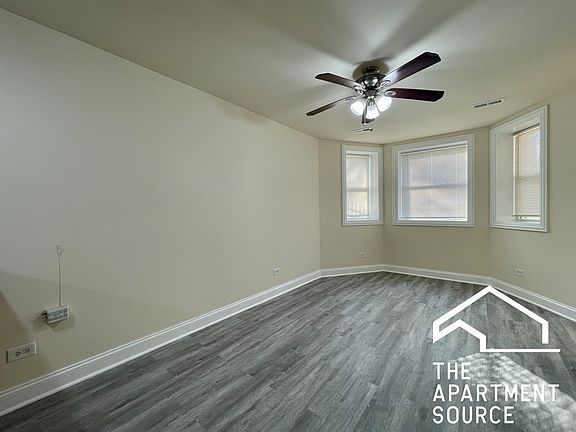 5th image of 2937 N Allen Ave #G