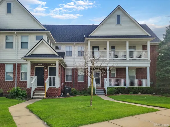 53724 Newberry Dr #127, New Baltimore, MI 48051