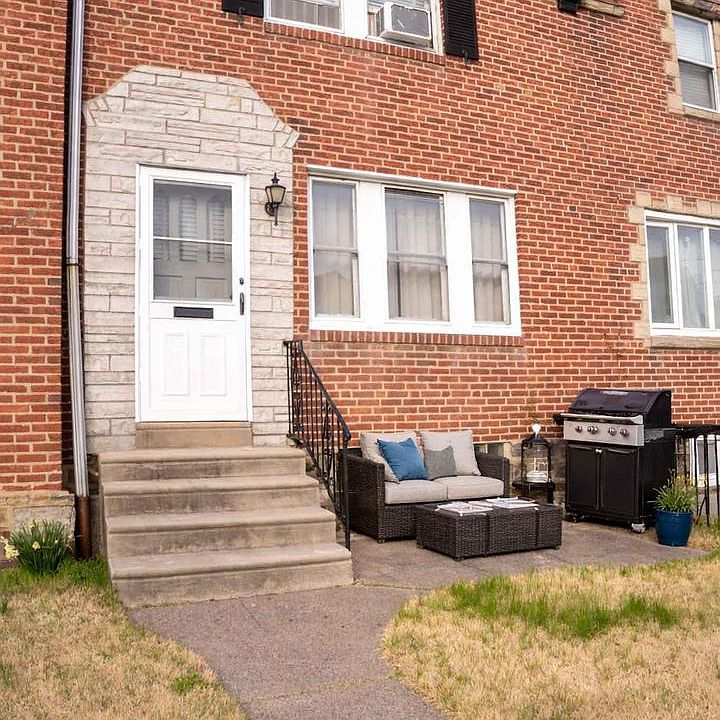 1st image of 203 E Howell St