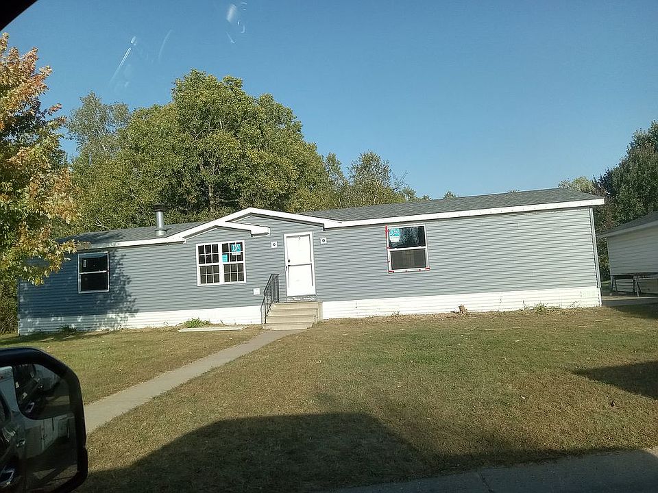 Front yard 