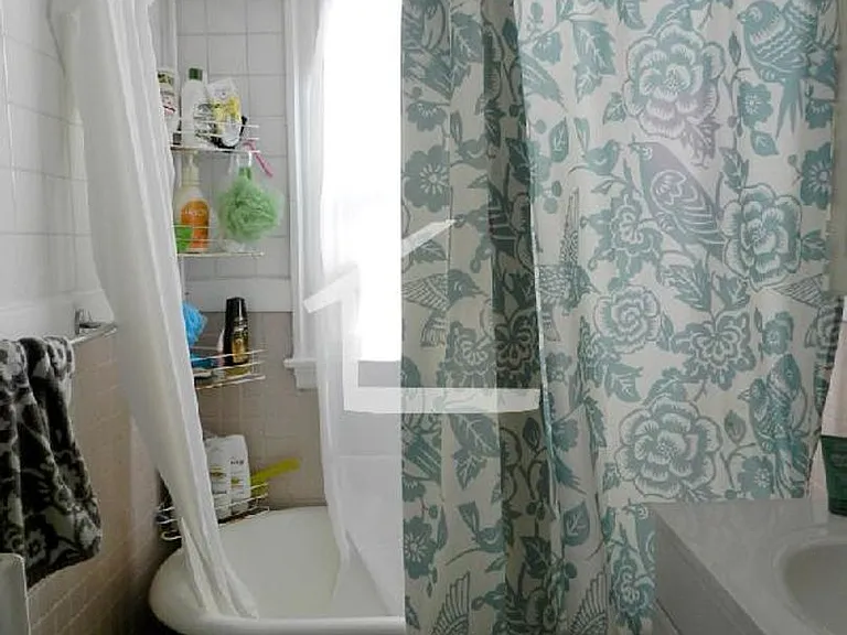 99 Beechcroft St #2 — Photo 5
