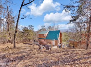 2328 Hidden Mountain Rd, Sevierville, TN 37876