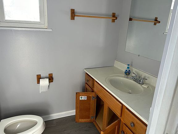 5th image of 1340 Carmona Dr