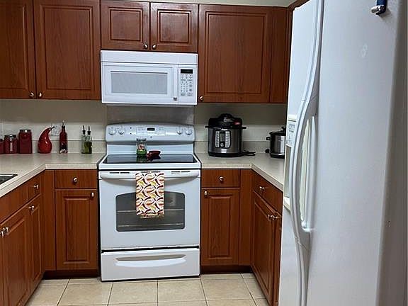5th image of 1219 Andalusia Blvd