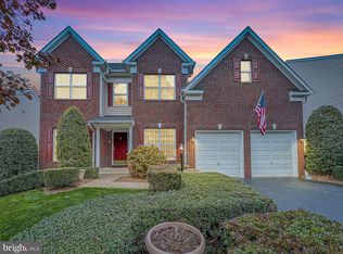 5396 Gunston Hall Dr, Woodbridge, VA 22193