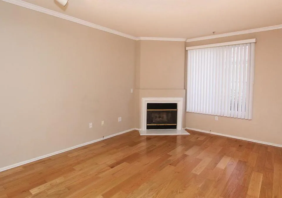 10840 Scripps Ranch Blvd #105