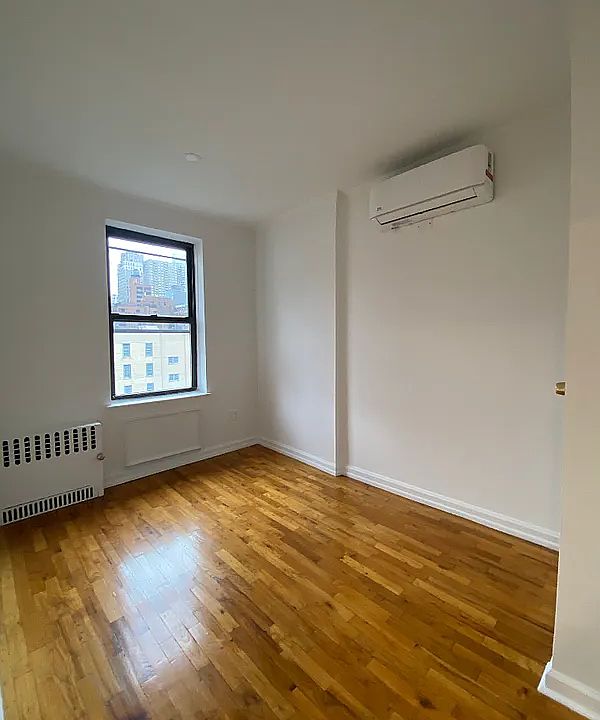 2nd image of 222 E 75th St APT 6D