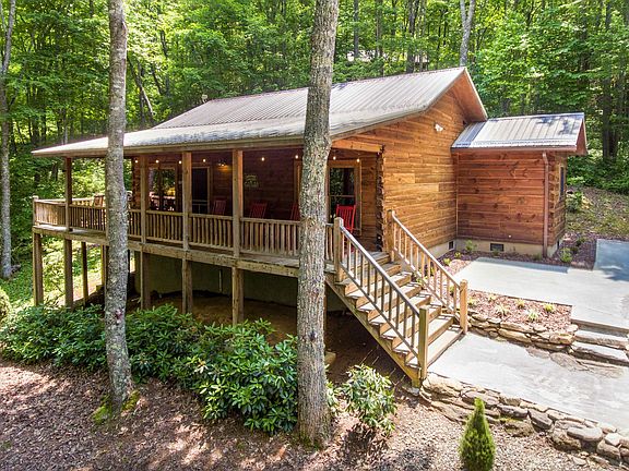 2nd image of 689 Taylor Creek Road