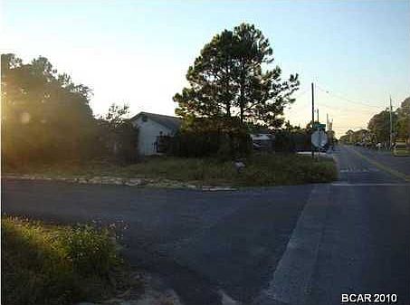 1st image of 5401 Pinetree Ave