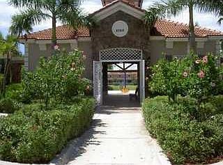 1st image of 2527 SW 82nd Ave