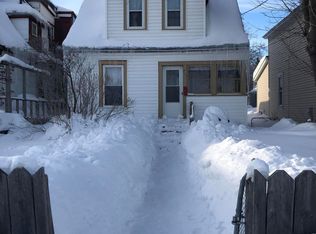 317 Peck St, Sault Sainte Marie, MI 49783