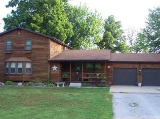 1071 Poke Ave, Greenville, IL 62246