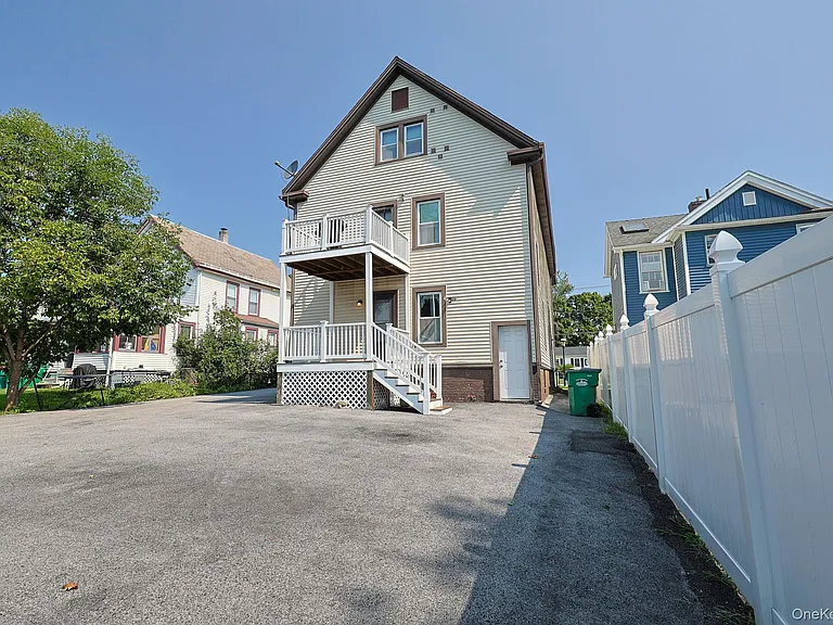34 Lagrange Ave — Photo 2
