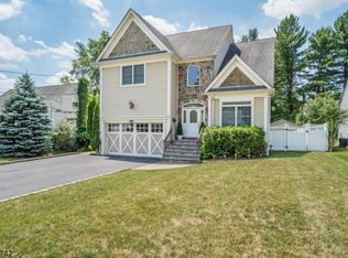 1916 Boynton Ave, Westfield, NJ 07090