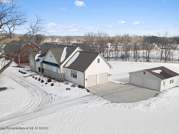 2nd image of 14211 Myers Rd