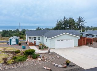 1818 NW Cedar Crest Pl, Waldport, OR 97394