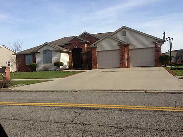 1st image of 652 Briarheath Ave