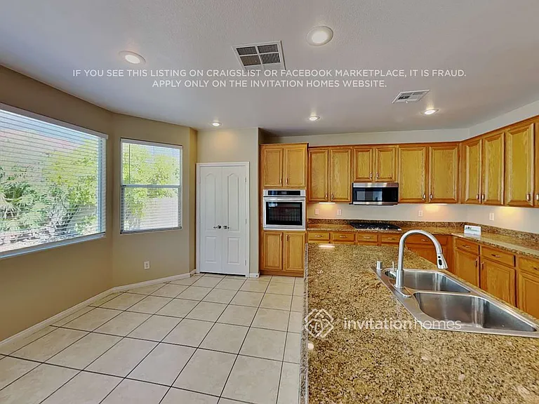 915 Golden Poppy St — Photo 10