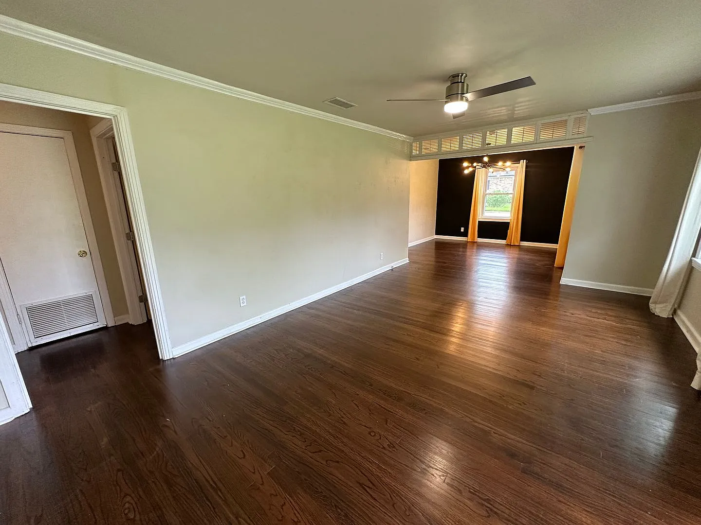 2521 Sunnybrook Dr. — Photo 3