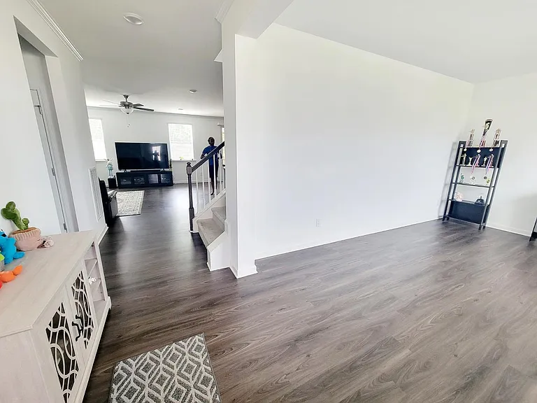 117 Scoville Rd — Photo 2
