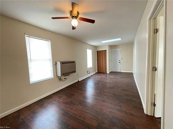 4th image of 1310 36th St