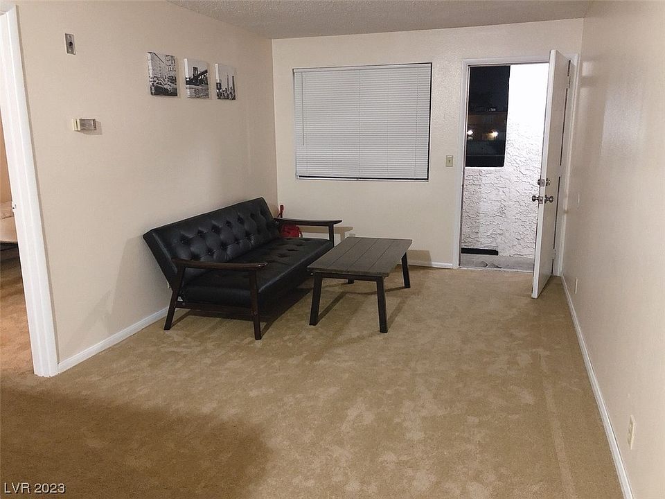 1st image of 1381 E University Ave APT 206