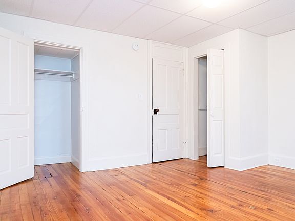 5th image of 3885 N 6th St