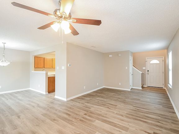 5th image of 16753 Aulton Dr