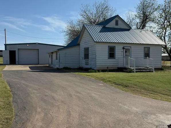 1224 Elm St, Nash, OK 73761