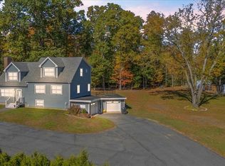82 Chase Rd, South Hampton, NH 03827