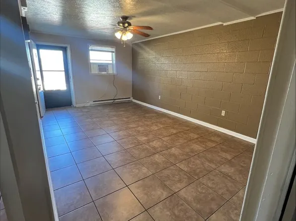 Clinchview Terrace, 801 Gilliam St #5, Abingdon, VA 24210