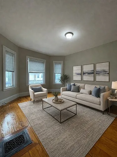 100 Lonsdale St #2 Photo 1