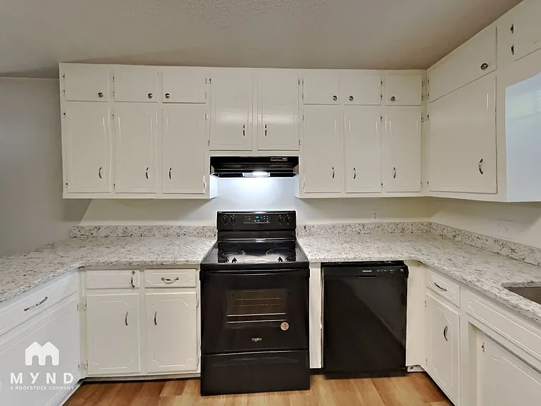 713 Kingman Rd — Photo 4