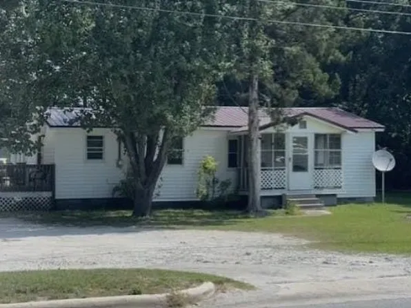 716 Kinston Hwy, Richlands, NC 28574