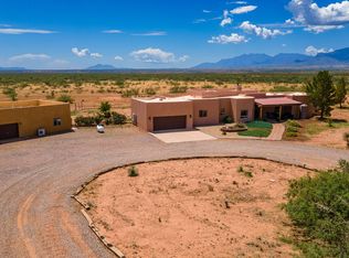 822 W Dust Storm Rd, Huachuca City, AZ 85616