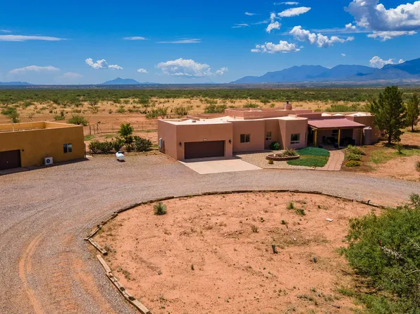 822 W DUST STORM Road, Huachuca City, AZ 85616
