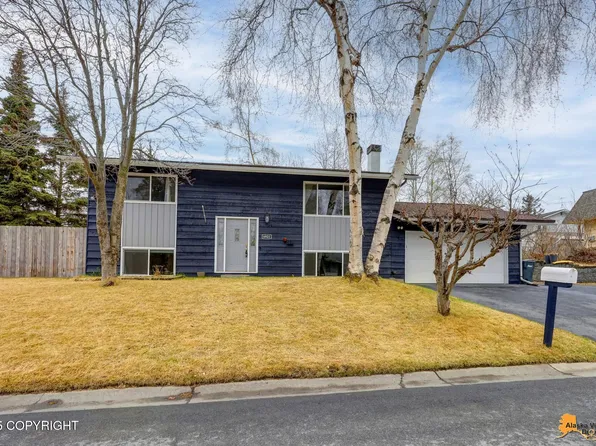 6921 Tall Spruce Dr, Anchorage, AK 99502