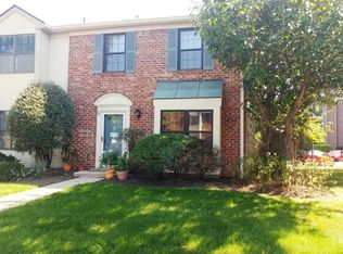 16 Veros Ln, Franklin Park, NJ 08823
