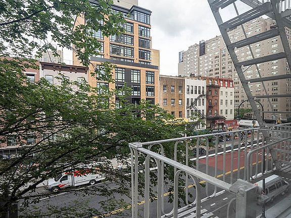 2nd image of 204 W 14th St APT 4F