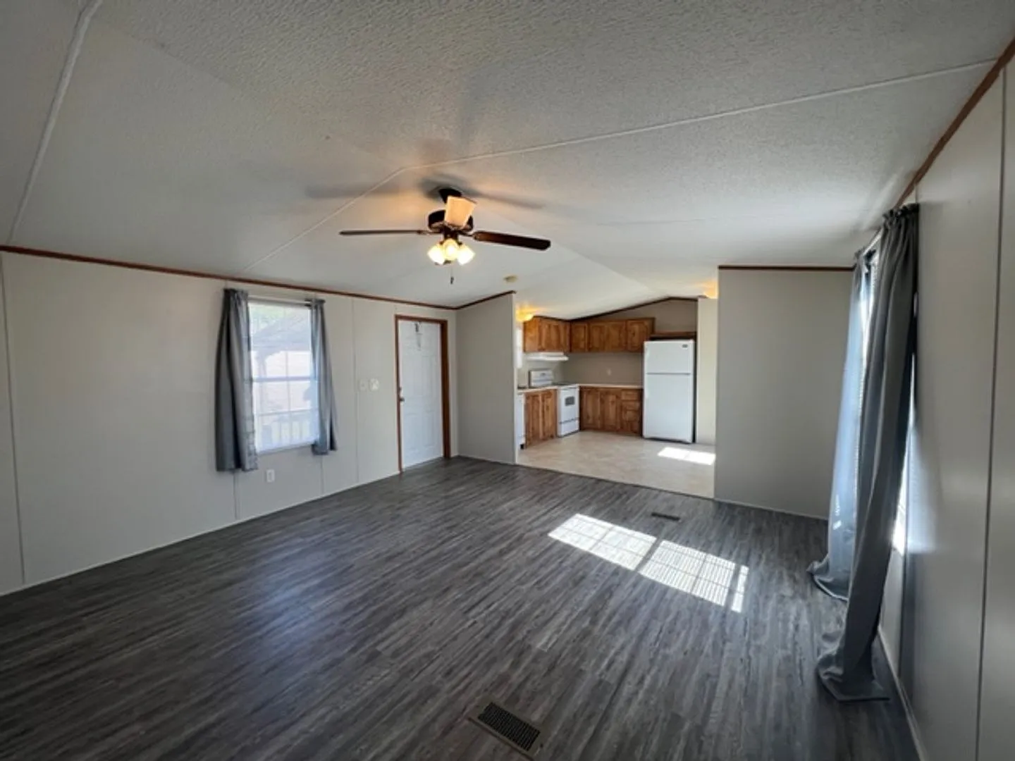 Ready to make this your new home? — Photo 2