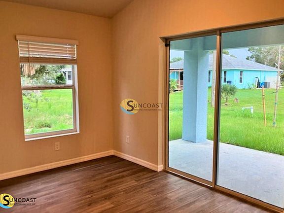 4th image of 6068 Laurelwood Dr
