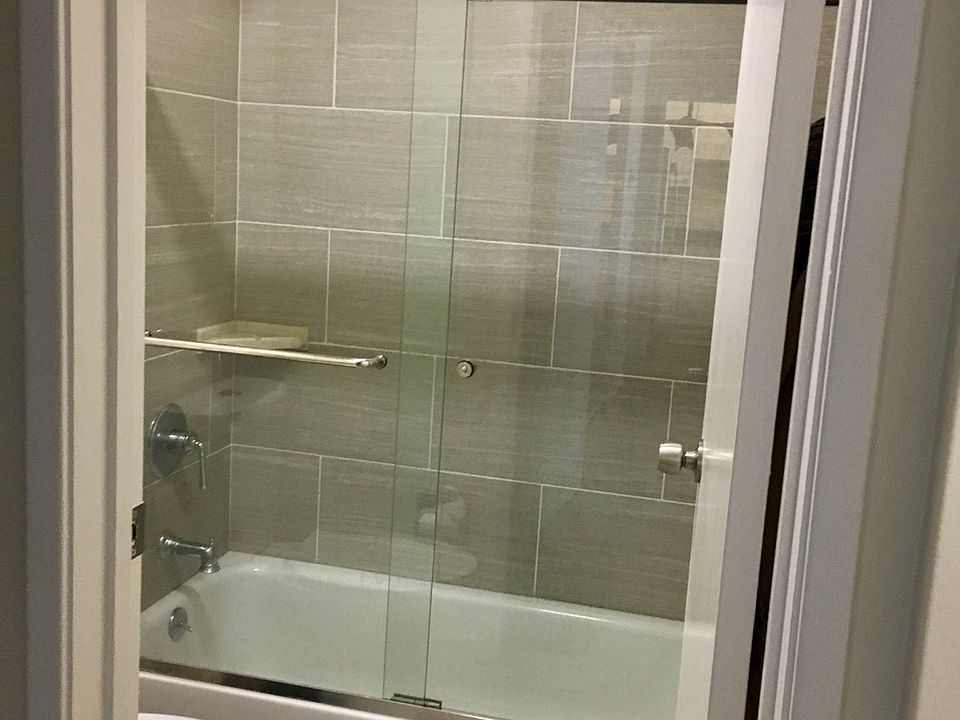 1st image of 800 N Delaware St APT 107