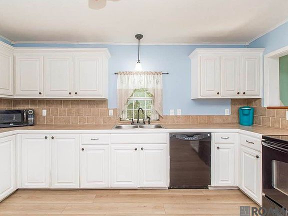 4th image of 26611 Deer Ln